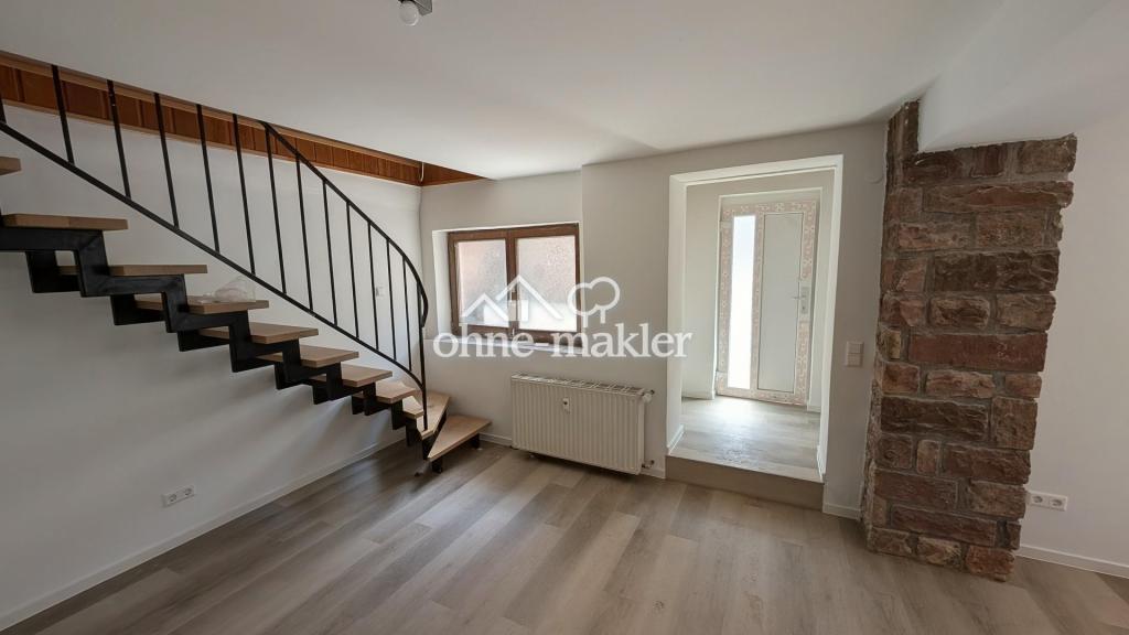 Kernsaniertes Reihenmittelhaus/Wohnung auf 2 Ebenen und neuer Einbauküche in Bruchsal-Heidelsheim - Foto 4