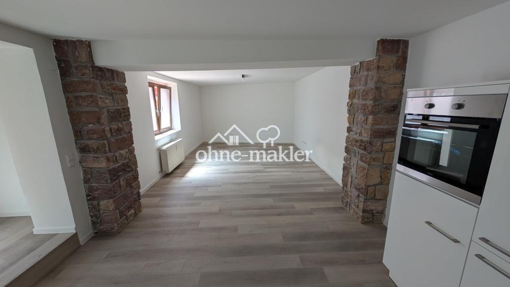 Kernsaniertes Reihenmittelhaus/Wohnung auf 2 Ebenen und neuer Einbauküche in Bruchsal-Heidelsheim - Foto 1