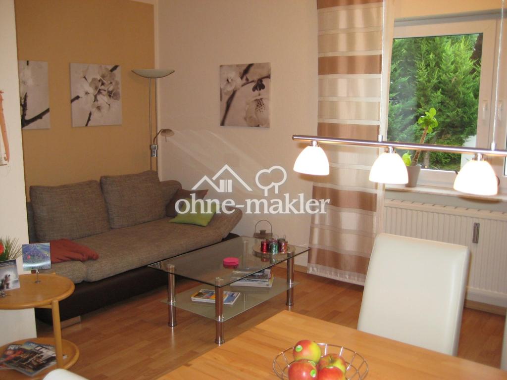 Helle 2 ZKB Wohnung, Balkon, Badezimmer mit Fenster, Einbauküche VB, Keller, Stellplatz - Photo 1