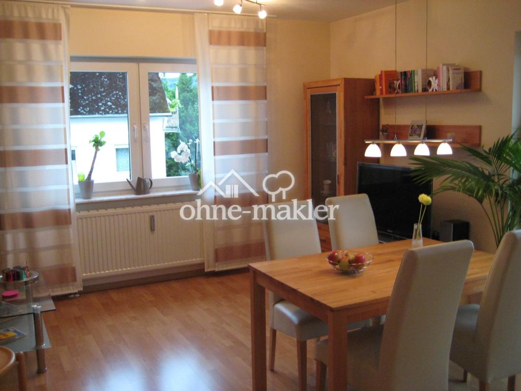 Helle 2 ZKB Wohnung, Balkon, Badezimmer mit Fenster, Einbauküche VB, Keller, Stellplatz - Photo 2