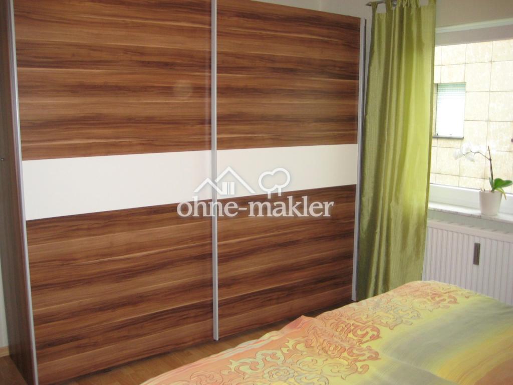 Helle 2 ZKB Wohnung, Balkon, Badezimmer mit Fenster, Einbauküche VB, Keller, Stellplatz - Photo 4