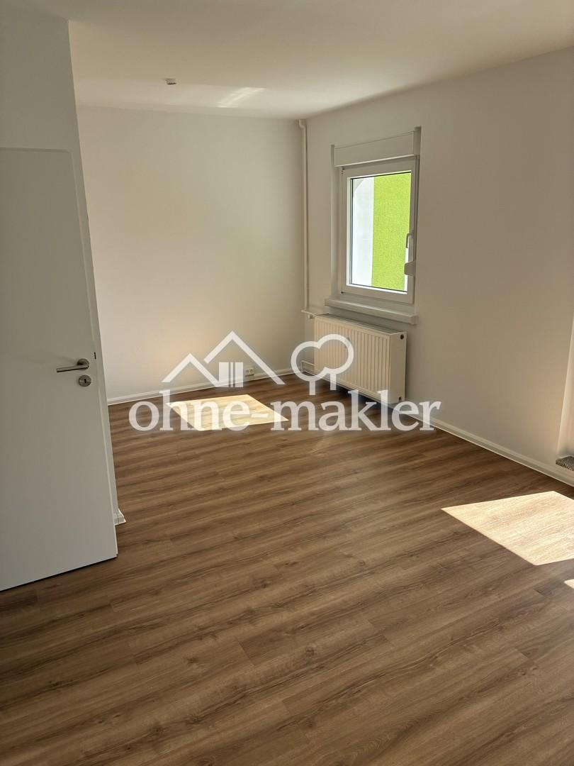 Frisch renovierte 2-Zimmer-Wohnung mit Balkon & Einbauküche – ideal für WG oder Singlehaushalt - Foto 1