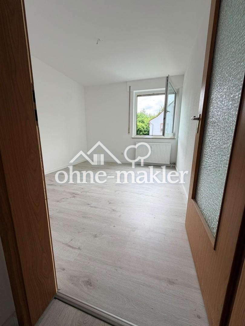 Moderne 3-Zimmer-Wohnung mit Balkon, Einbauküche & Stellplatz in Weinsberg - Foto 2