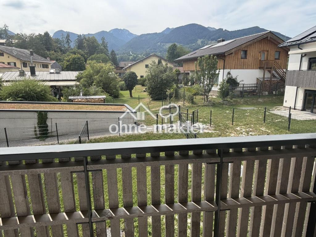 Ankommen und wohlfühlen – Erstbezug mit traumhaftem Bergblick in zentraler Lage - Photo 3