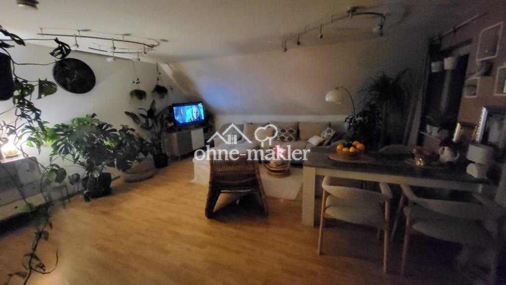 Gepflegte 2-Zimmer-Maisonette Wohnung in Frankfurt-Sossenheim - Photo 1