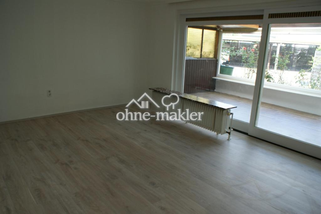 Große 2 Zi.-Whg.mit moderner Einbauküche,Wintergarten,eigener Eingang,KFZ Stellplatz vor der Tür - Foto 1