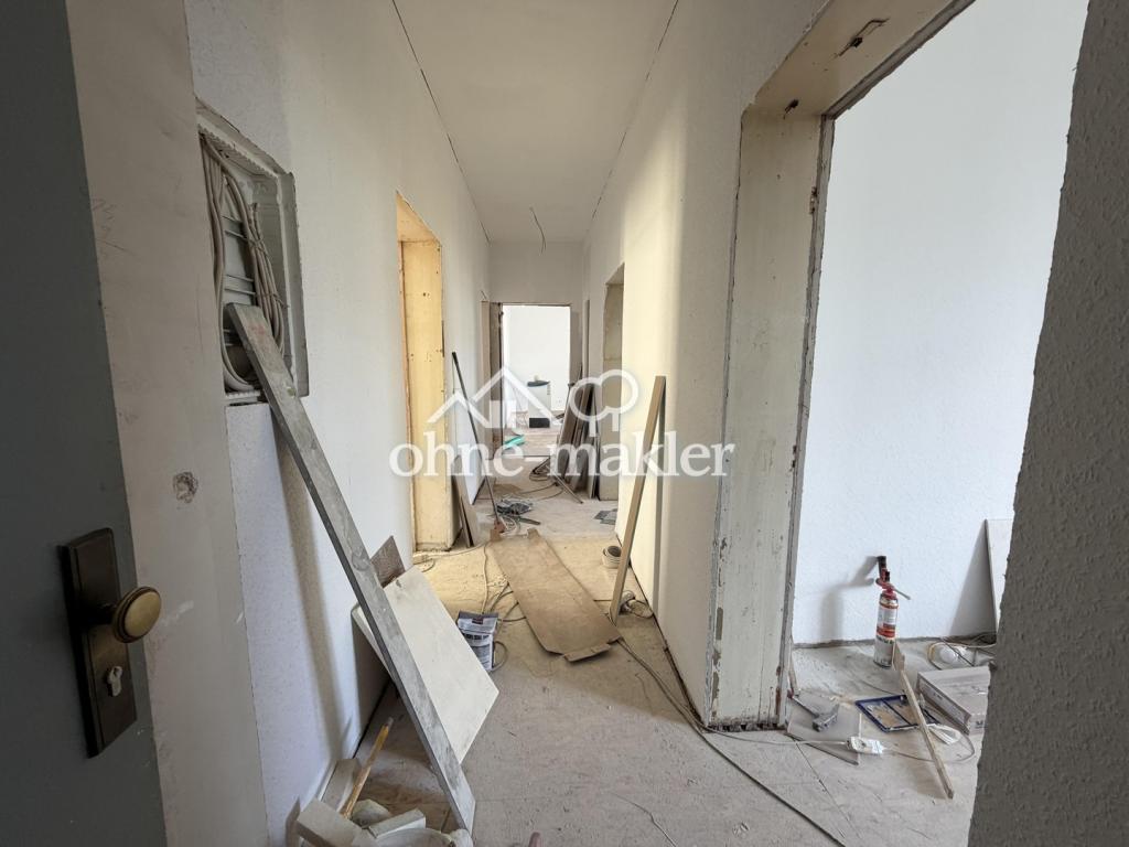 *Erstbezug* Kernsanierte 3-Zimmer Altbau Wohnung mitten im Nordend mit EBK und Skylineblick - Foto 3