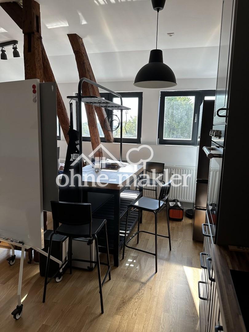 Einzimmerwohnung im Dachgeschoss, EBK, Fußbodenheizung im Duschbad - Foto 4