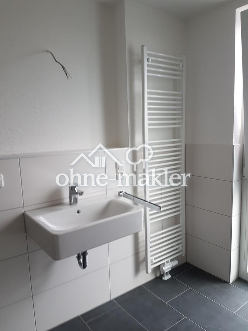 2 ZKB mit Balkon, Einbauküche, Keller, Tiefgarage - Foto 3