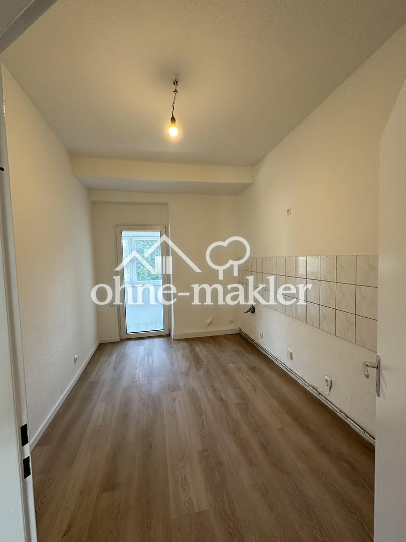 Frisch renovierte 4-Zimmer Wohnung in Essen-Frohnhausen - Photo 1