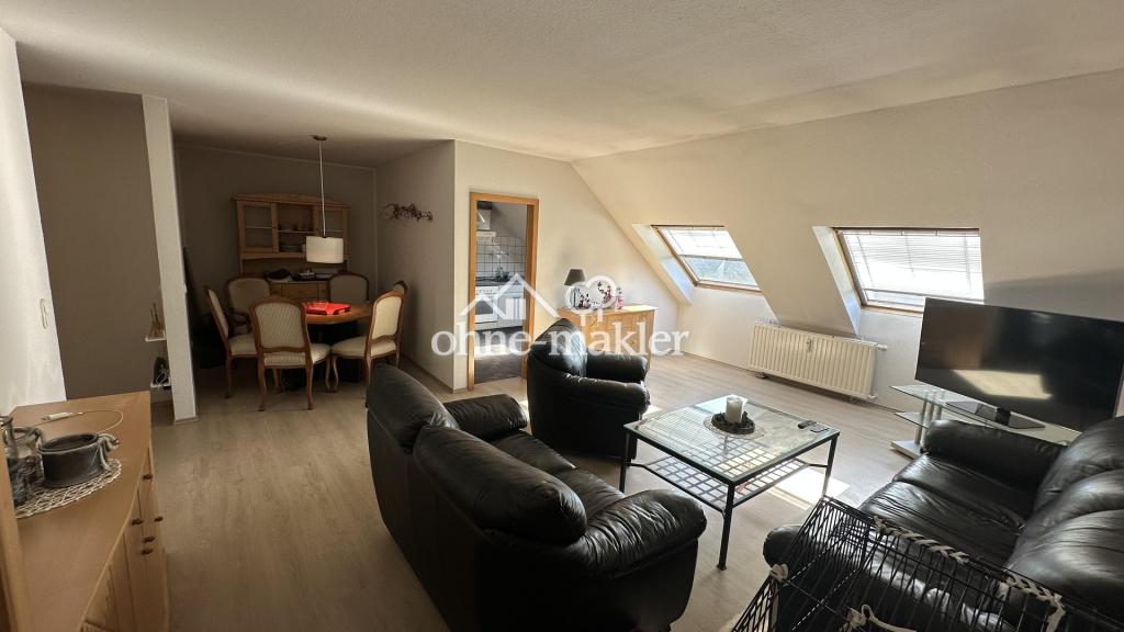 Helle Wohnung im grünen in einem 3 Familienhaus - Photo 1