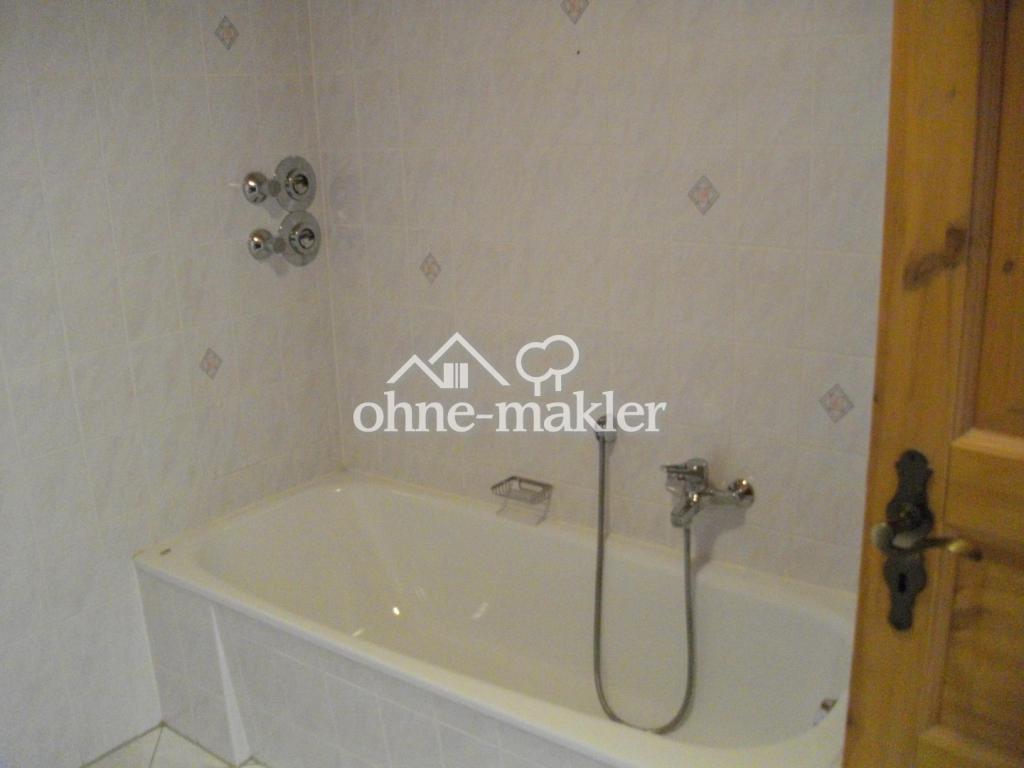 Schöne 3,5-Zimmer Wohnung mit Balkon in Königsdorf-Osterhofen - Photo 5