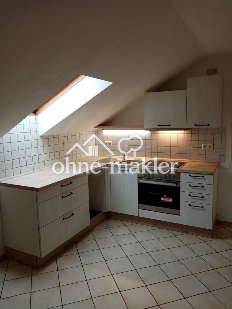 Schöne 3,5-Zimmer Wohnung mit Balkon in Königsdorf-Osterhofen - Photo 1