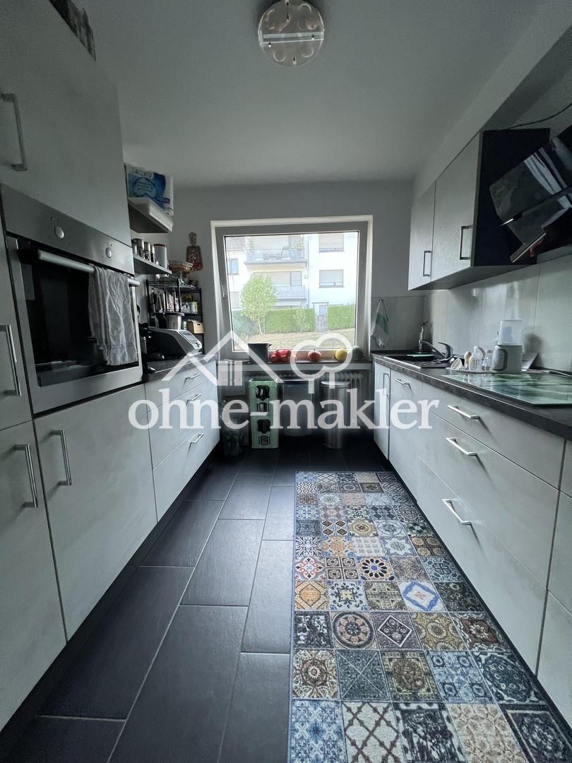 Geräumige 3-Zimmer-Wohnung mit Balkon in gepflegtem Mehrfamilienhaus - Foto 3