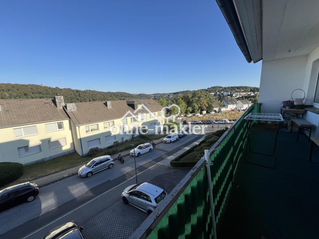Geräumige 3-Zimmer-Wohnung mit Balkon in gepflegtem Mehrfamilienhaus - Foto 5