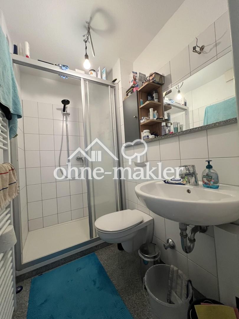 Geräumige 3-Zimmer-Wohnung mit Balkon in gepflegtem Mehrfamilienhaus - Photo 4