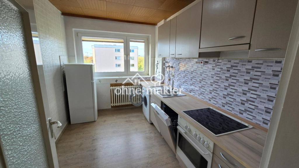 Schöne 2 Zimmer Wohnung mit Balkon in Ruhige und Zentral Lage - Photo 2