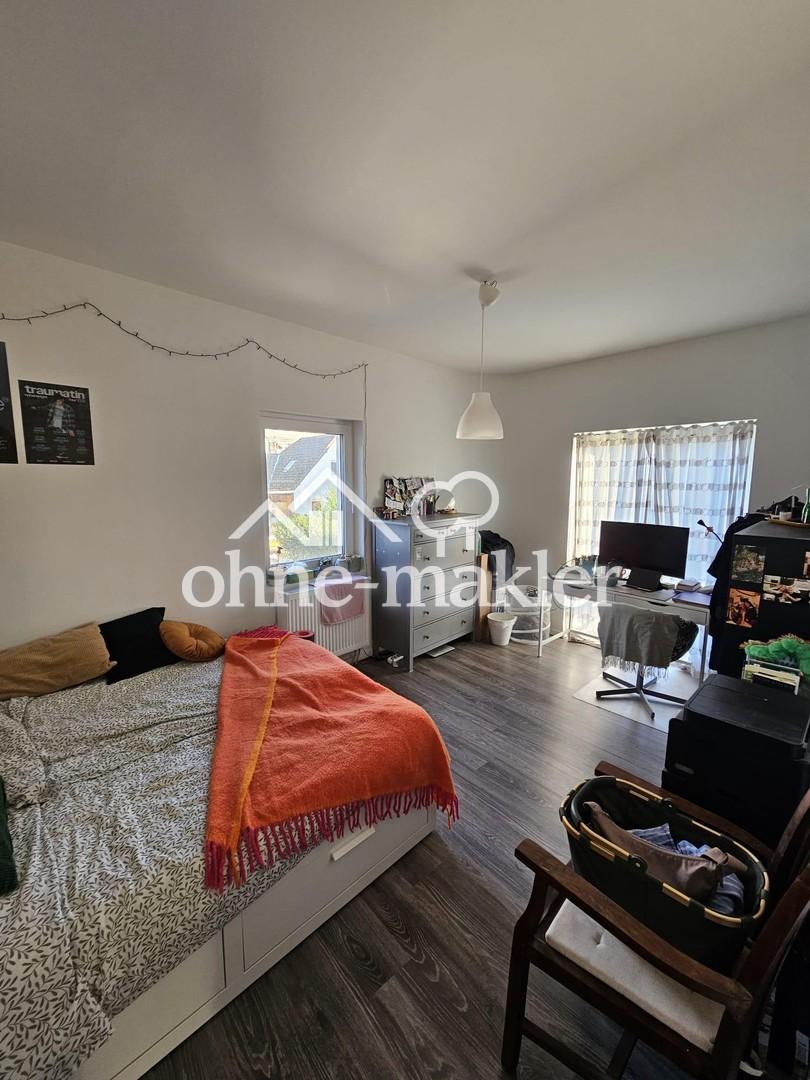WG geeignet, 7 Zimmer, Balkon, PKW-Stellplatz, Tageslichtbäder - Photo 4