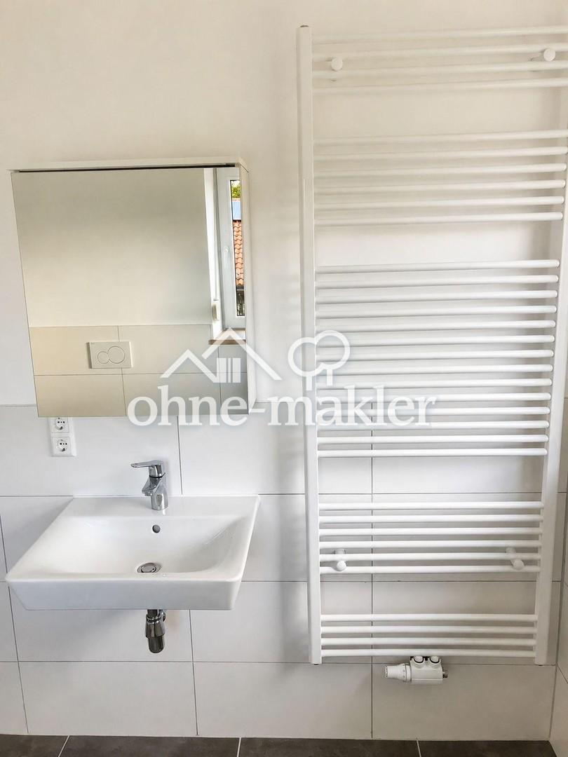 Helle und moderne 2-Zimmer-Wohnung mit Balkon in Außernzell - Photo 3