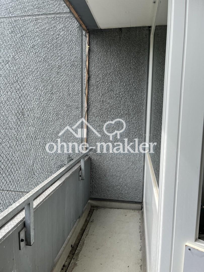 zentral gelegenes 1 Zimmer Appartement mit Balkon, möbliert in Aachen - Photo 3
