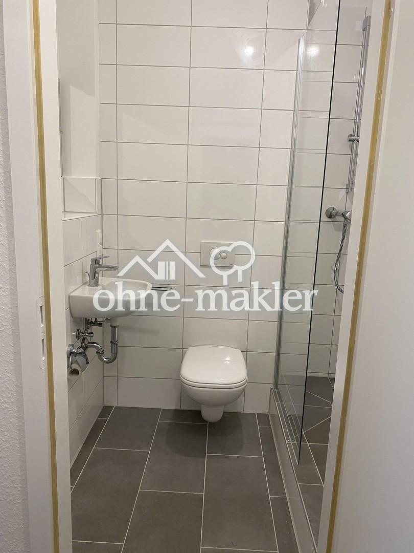 Wunderschöne 3-Zimmer Dachgeschosswohnung in KA-Oststadt - Photo 2