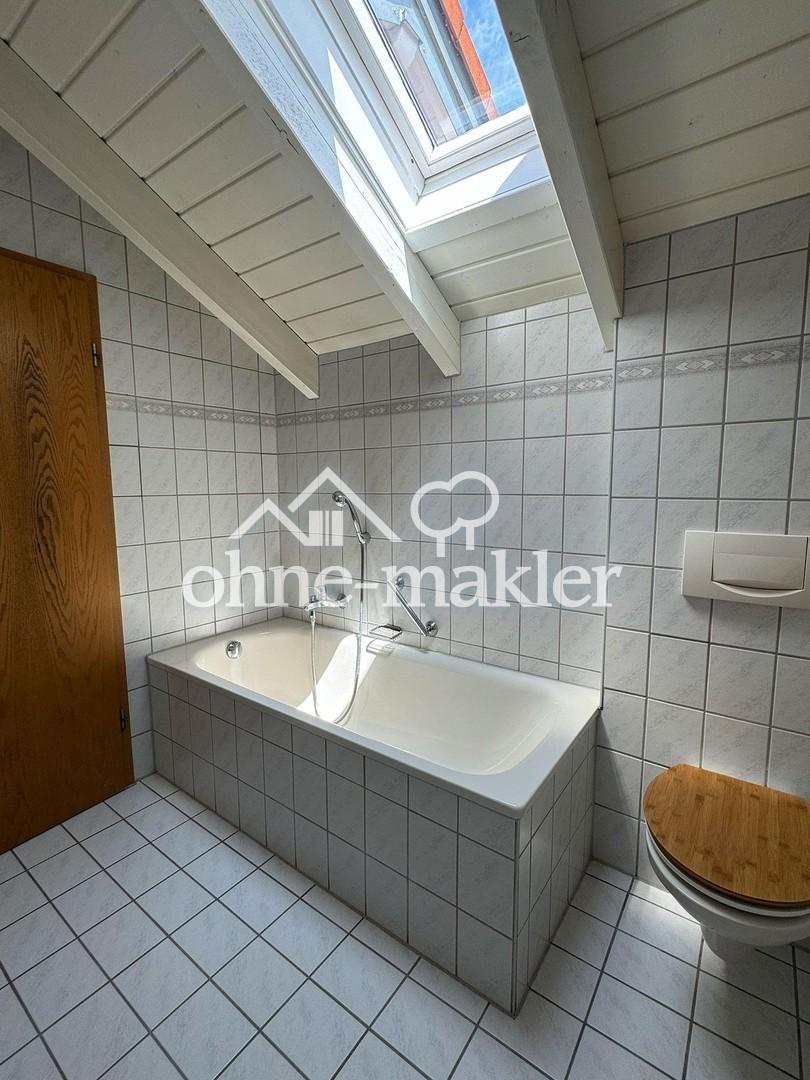 Charmante 3-Zimmer-Wohnung mit Sonnenbalkon in Cleebronn - Foto 5