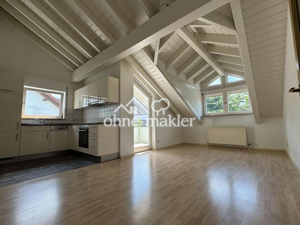 Charmante 3-Zimmer-Wohnung mit Sonnenbalkon in Cleebronn - Photo 2