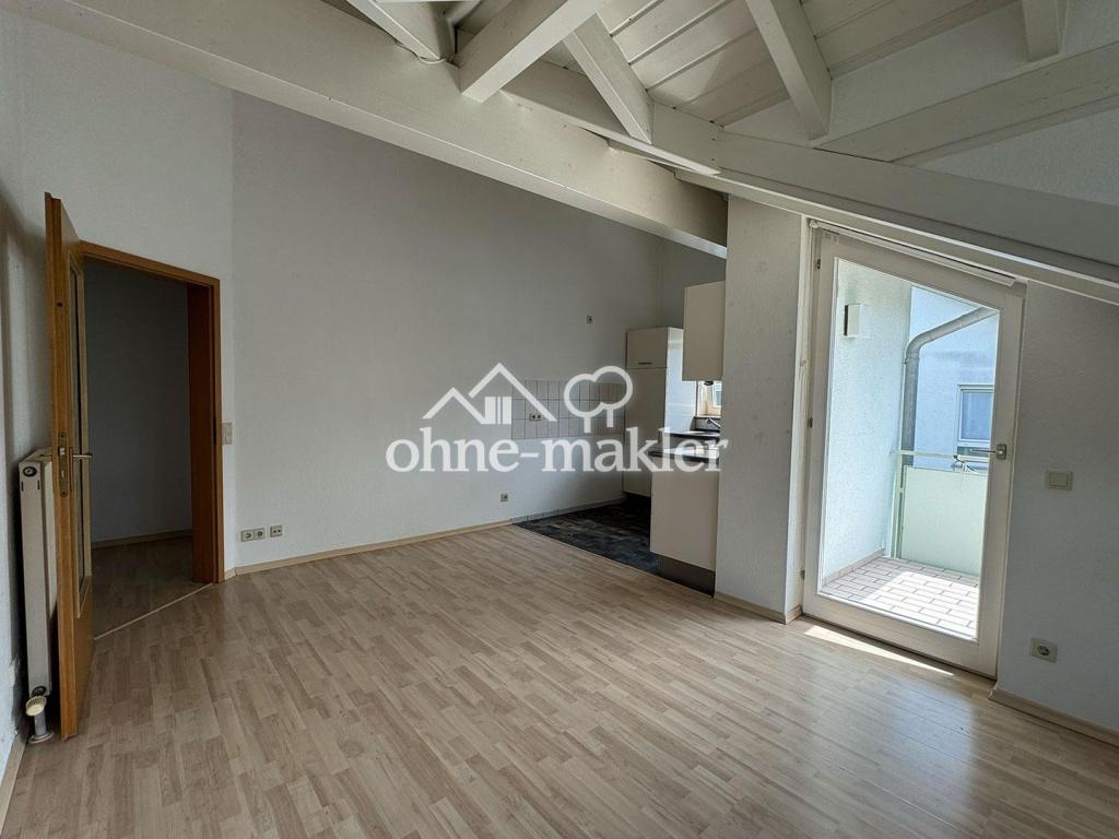 Charmante 3-Zimmer-Wohnung mit Sonnenbalkon in Cleebronn - Photo 1