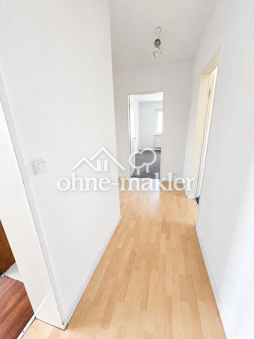 Großzügig geschnittene 3-Zimmer-Wohnung mit Balkon und viel Tageslicht in Bremerhaven-Mitte - Foto 5