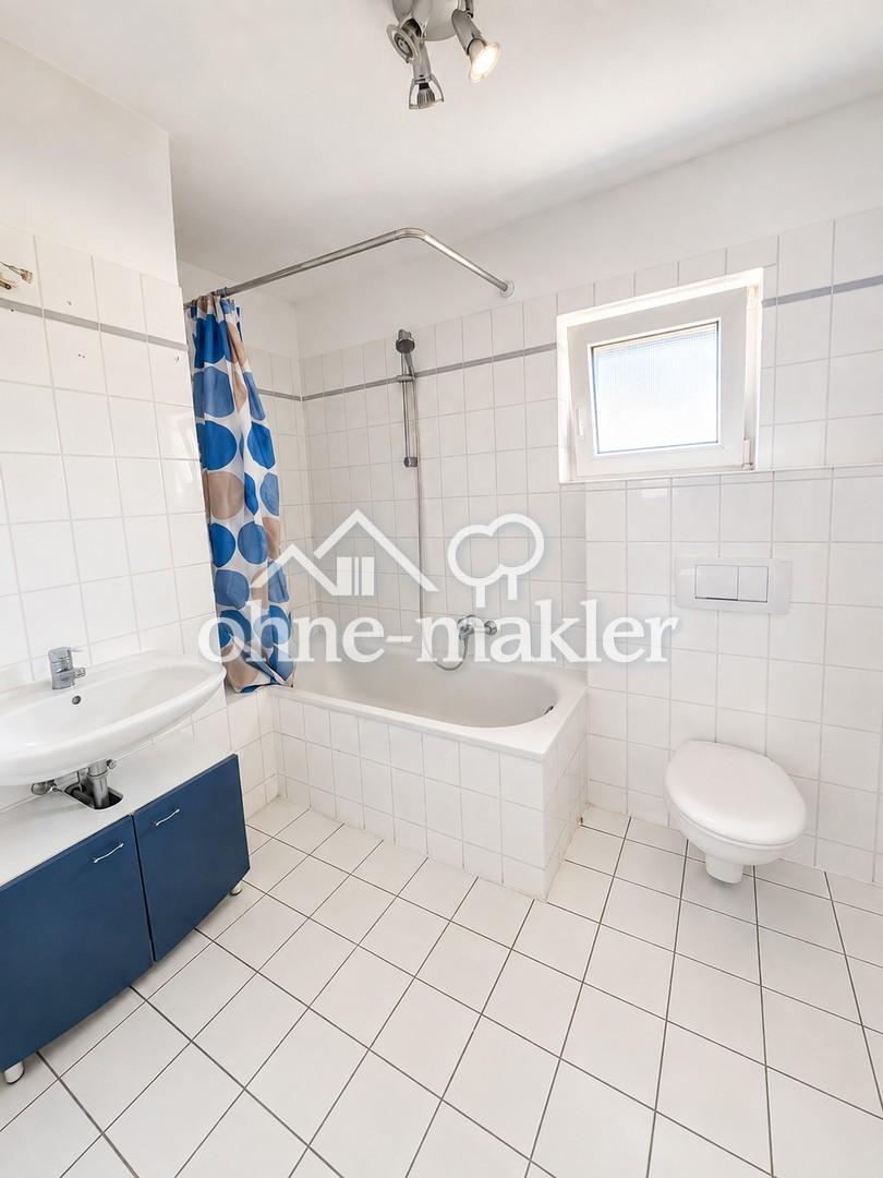 Großzügig geschnittene 3-Zimmer-Wohnung mit Balkon und viel Tageslicht in Bremerhaven-Mitte - Foto 3