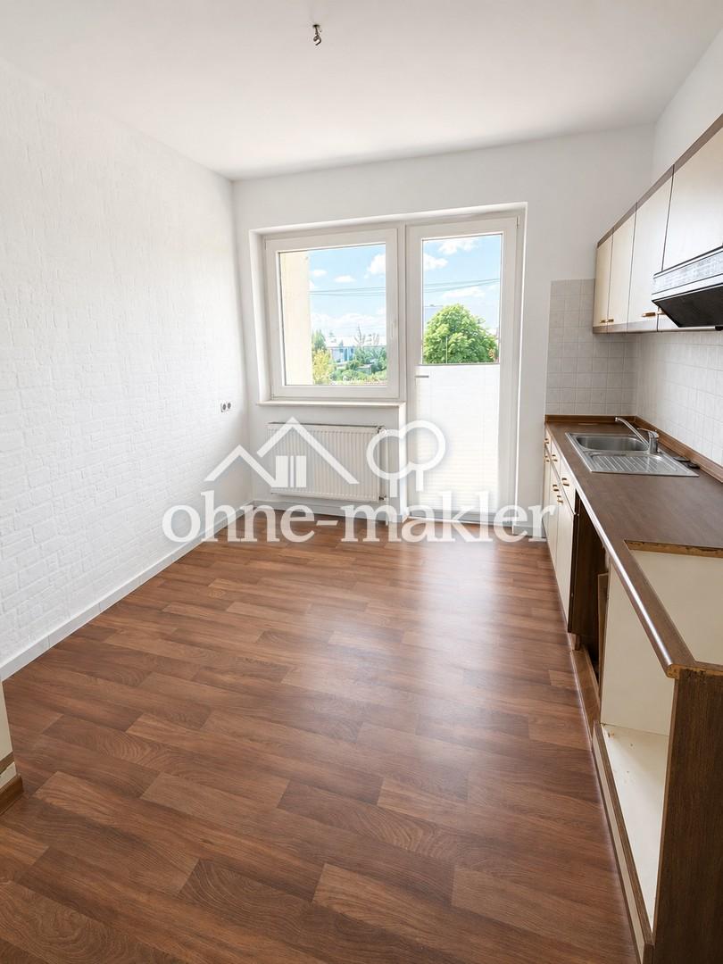 Großzügig geschnittene 3-Zimmer-Wohnung mit Balkon und viel Tageslicht in Bremerhaven-Mitte - Foto 2
