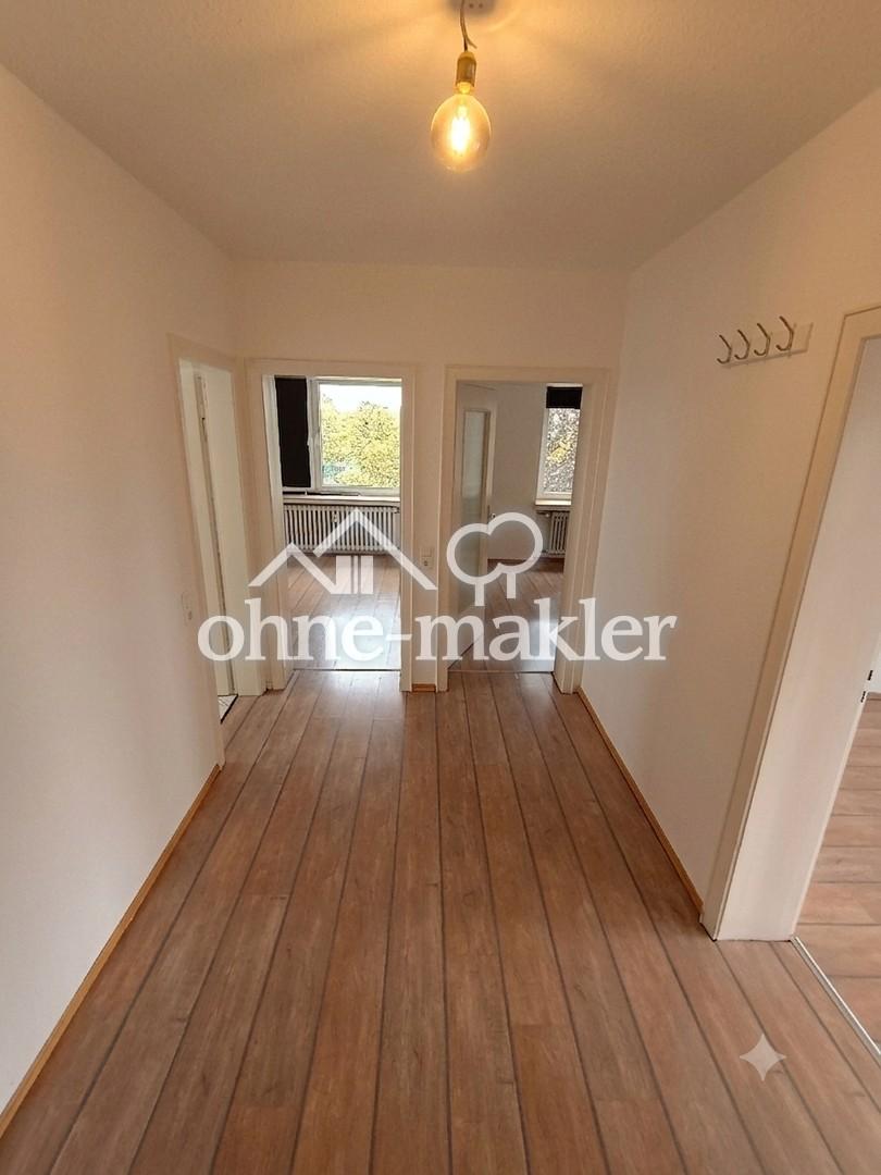 3 Zimmer Wohnung (76m²) in zentraler Lage - mit Balkon, Aufzug, Keller und Waschküche - Foto 5