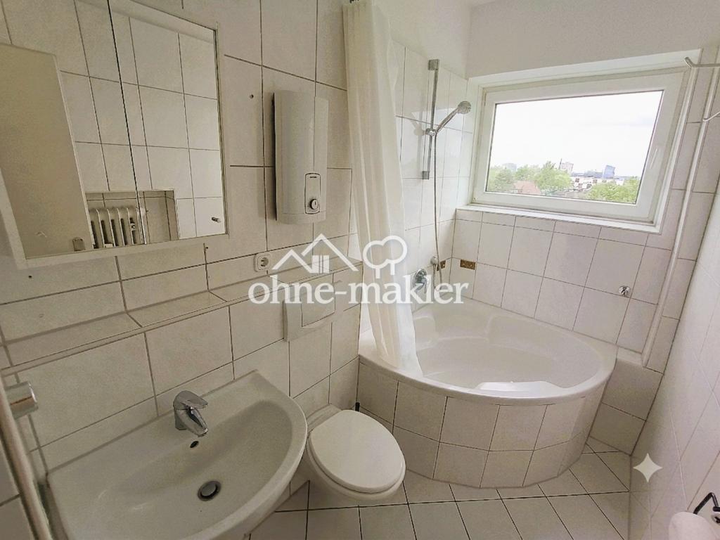 3 Zimmer Wohnung (76m²) in zentraler Lage - mit Balkon, Aufzug, Keller und Waschküche - Foto 4
