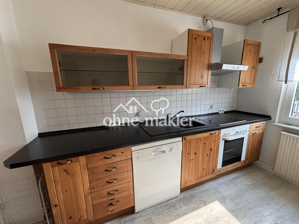3 Zimmer, überdachter Balkon, ruhiges Haus, EBK, Tageslichtbad mit Wanne und Dusche - Photo 4