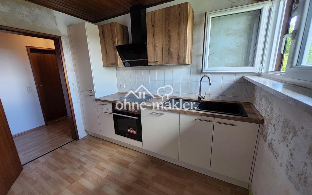 Sonnige 3-Zimmer-Wohnung mit EBK, Balkon, Keller, Garage und Stellplatz - Photo 2
