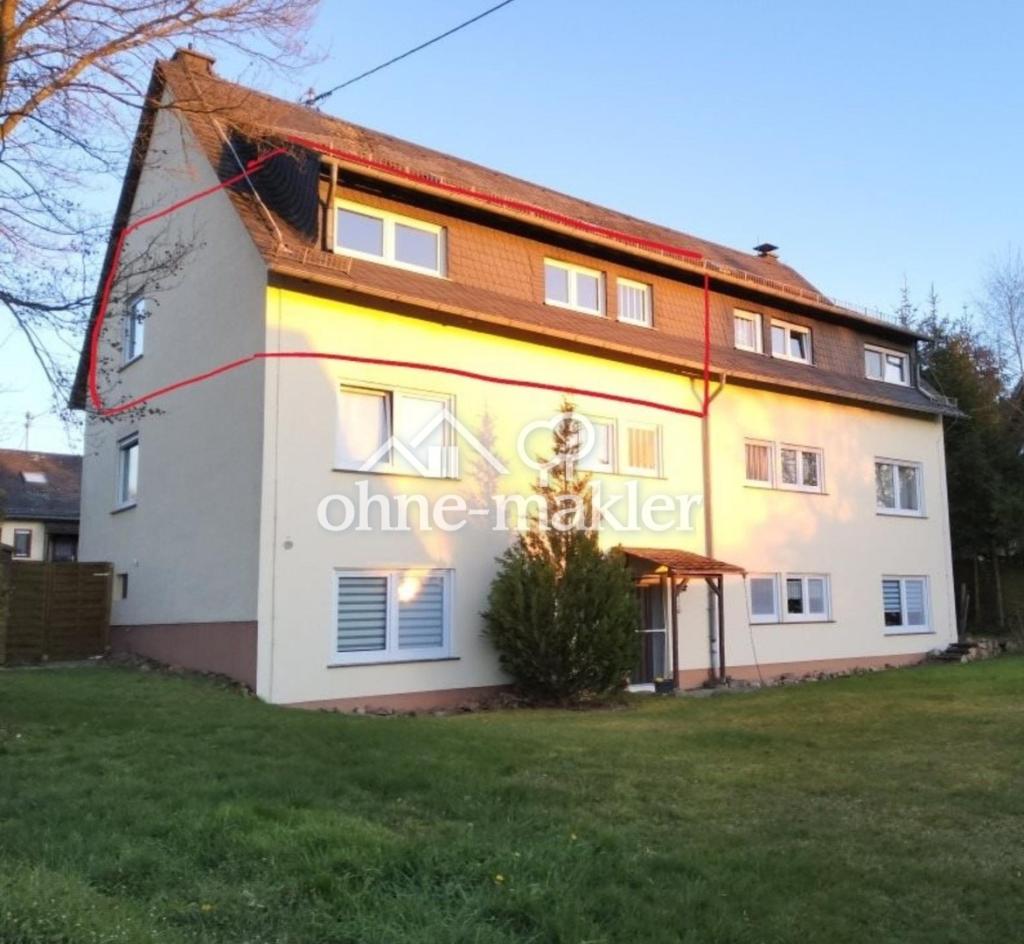 Sonnige 3-Zimmer-Wohnung mit EBK, Balkon, Keller, Garage und Stellplatz - Photo 5