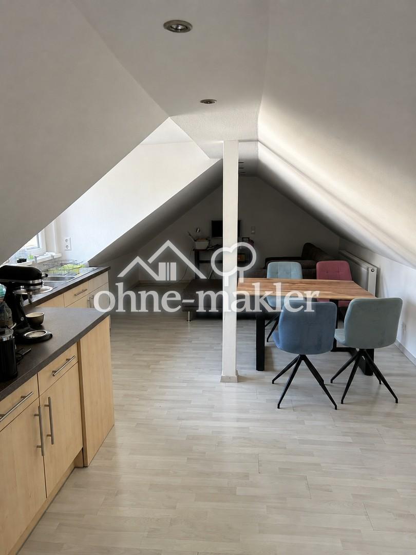 Charmantes Hinterhaus in zentraler Lage mit Stellplatz – ideal für Paar oder Zweier-WG - Photo 2