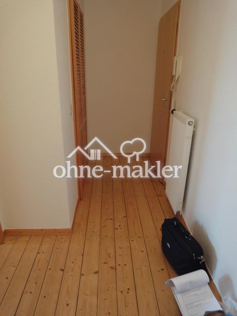 Für Holzfreunde: 2Z, Wohnküche, Bad, Flur, Abstell - Photo 4