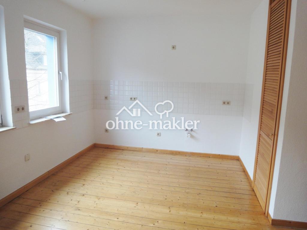 Für Holzfreunde: 2Z, Wohnküche, Bad, Flur, Abstell - Photo 4
