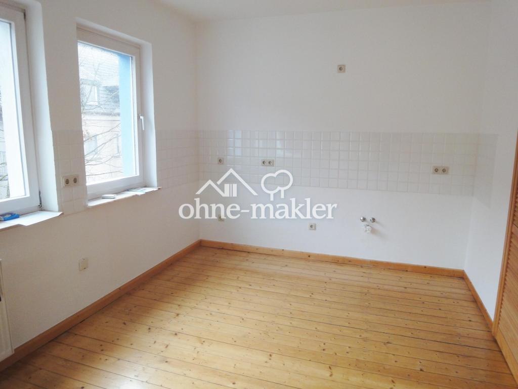 Für Holzfreunde: 2Z, Wohnküche, Bad, Flur, Abstell - Photo 3