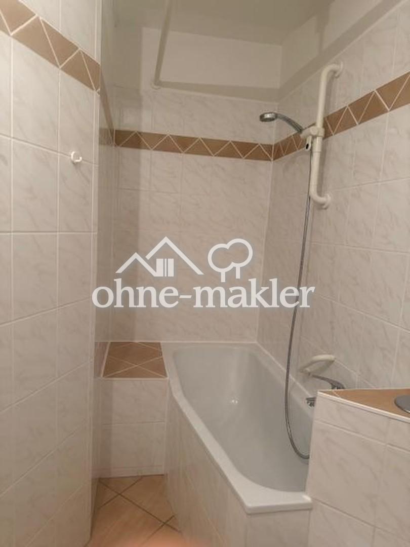 2 Zimmer, Wohnküche, Bad, Flur, Abstell, frisch renoviert - Foto 3