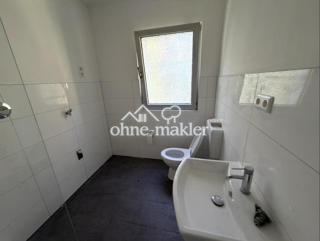 Modern sanierte 3-Zimmer-Wohnung mit Balkon in beliebter Lage in Weitmar Mark - Foto 4