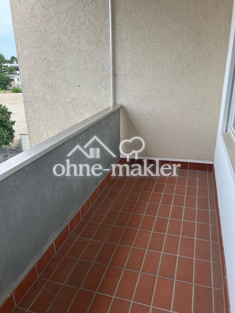 Zuhause in Karlsruhe mit Balkon - Foto 4
