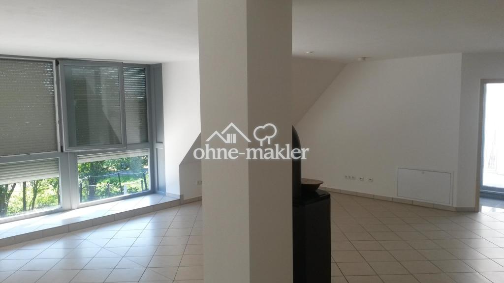 Dachgeschosswohnung in Hirschaid-Ost - Photo 1