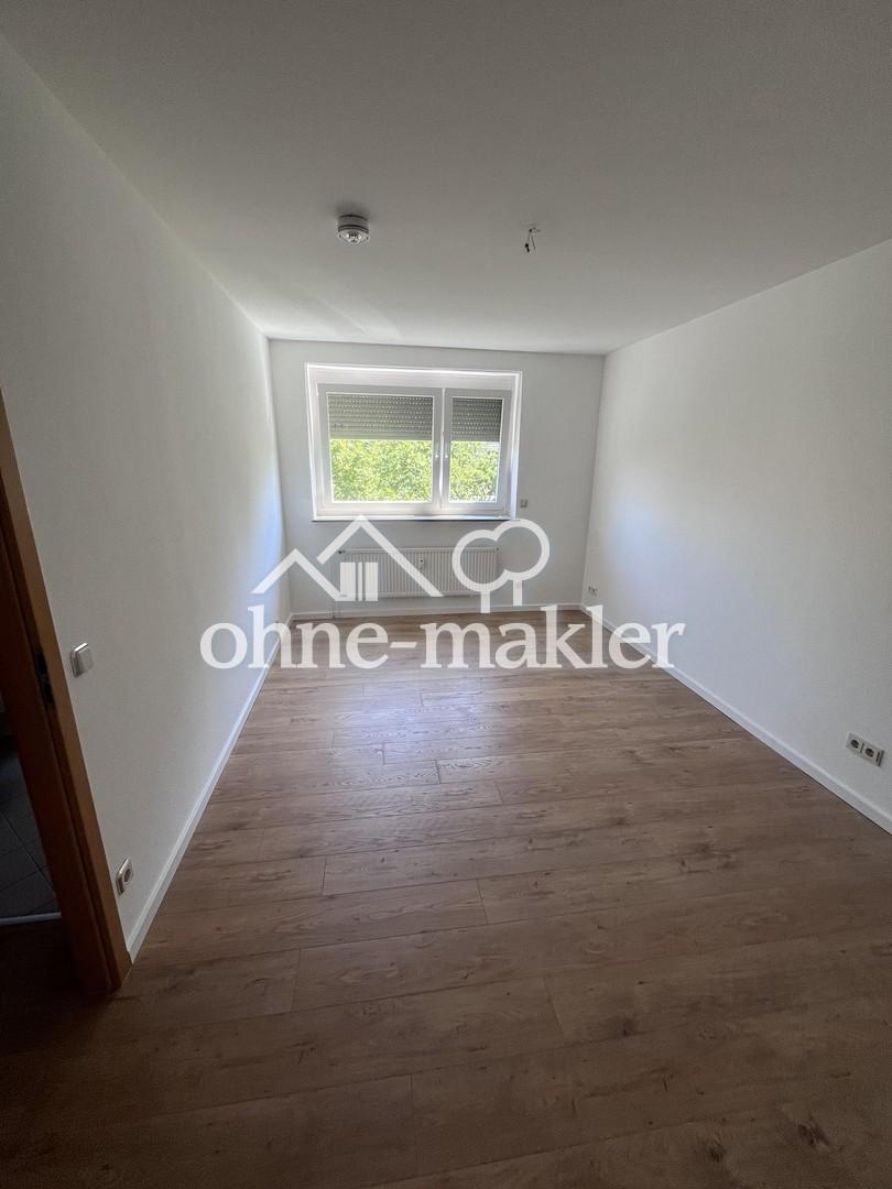 Frisch renovierte 75 m²-Wohnung mit Balkon, Aufzug & EBK in Hannover-Bothfeld-Vahrenheide - Foto 3