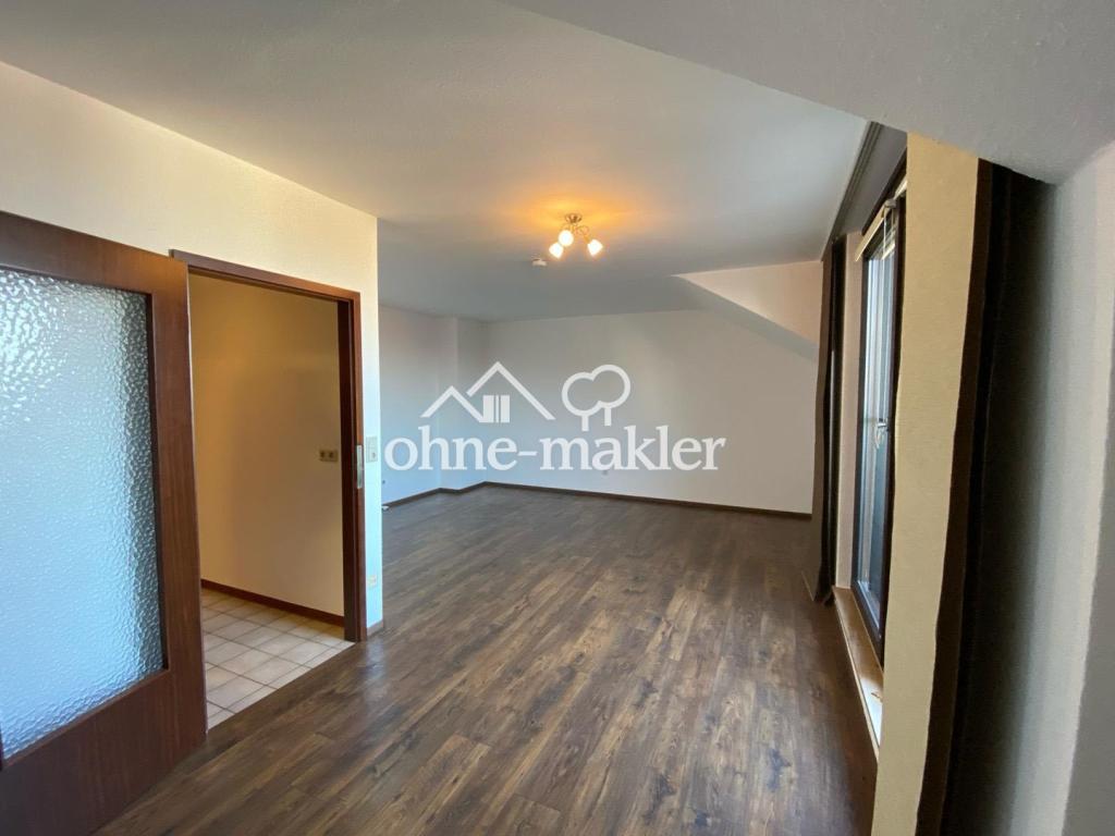 Helles 1-Zimmer-Dachgeschoss-Apartment mit großer Dachterrasse in der Nähe des UKGM - Photo 1