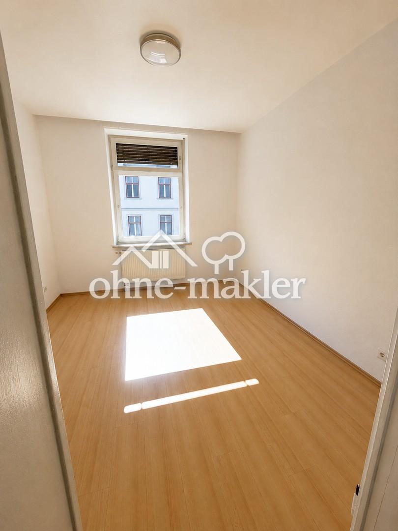 **Wunderschöner Altbau-Charme** Helle 2-Zimmer mit sonnigem Balkon, nahe Uni-Klinik - Photo 4