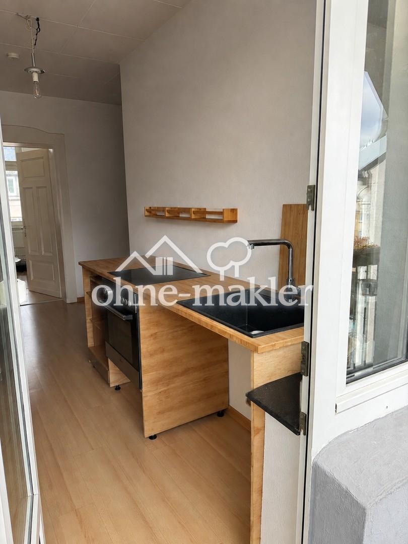 **Wunderschöner Altbau-Charme** Helle 2-Zimmer mit sonnigem Balkon, nahe Uni-Klinik - Photo 1