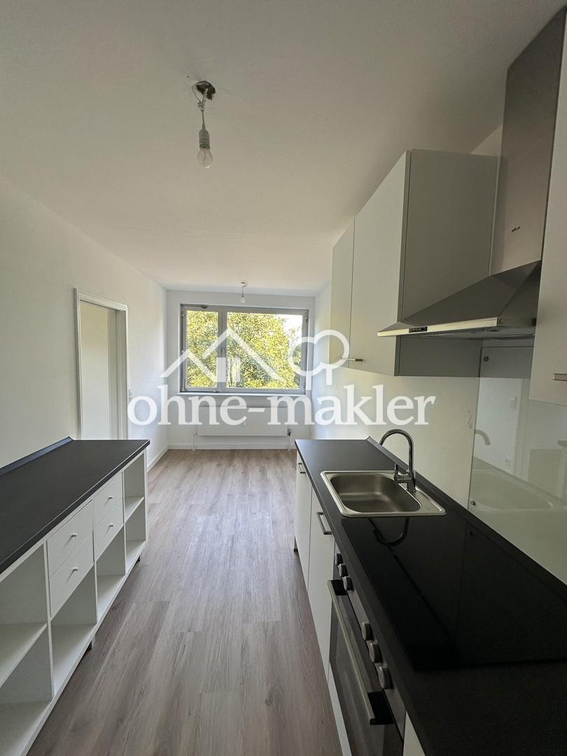 Gemütliche Wohnung (3 ZKBB) im Stadtteil Ko-Karthause inkl. Einbauküche, Balkon und Tiefgarage - Foto 3