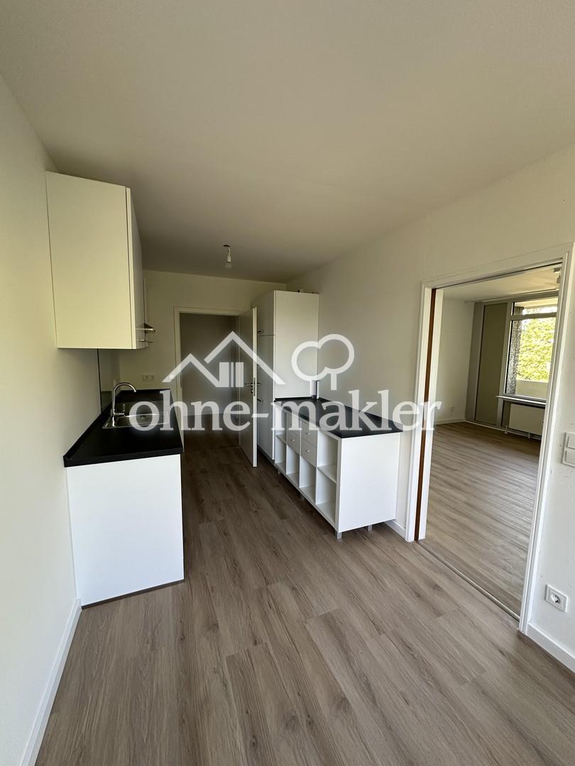 Gemütliche Wohnung (3 ZKBB) im Stadtteil Ko-Karthause inkl. Einbauküche, Balkon und Tiefgarage - Foto 2